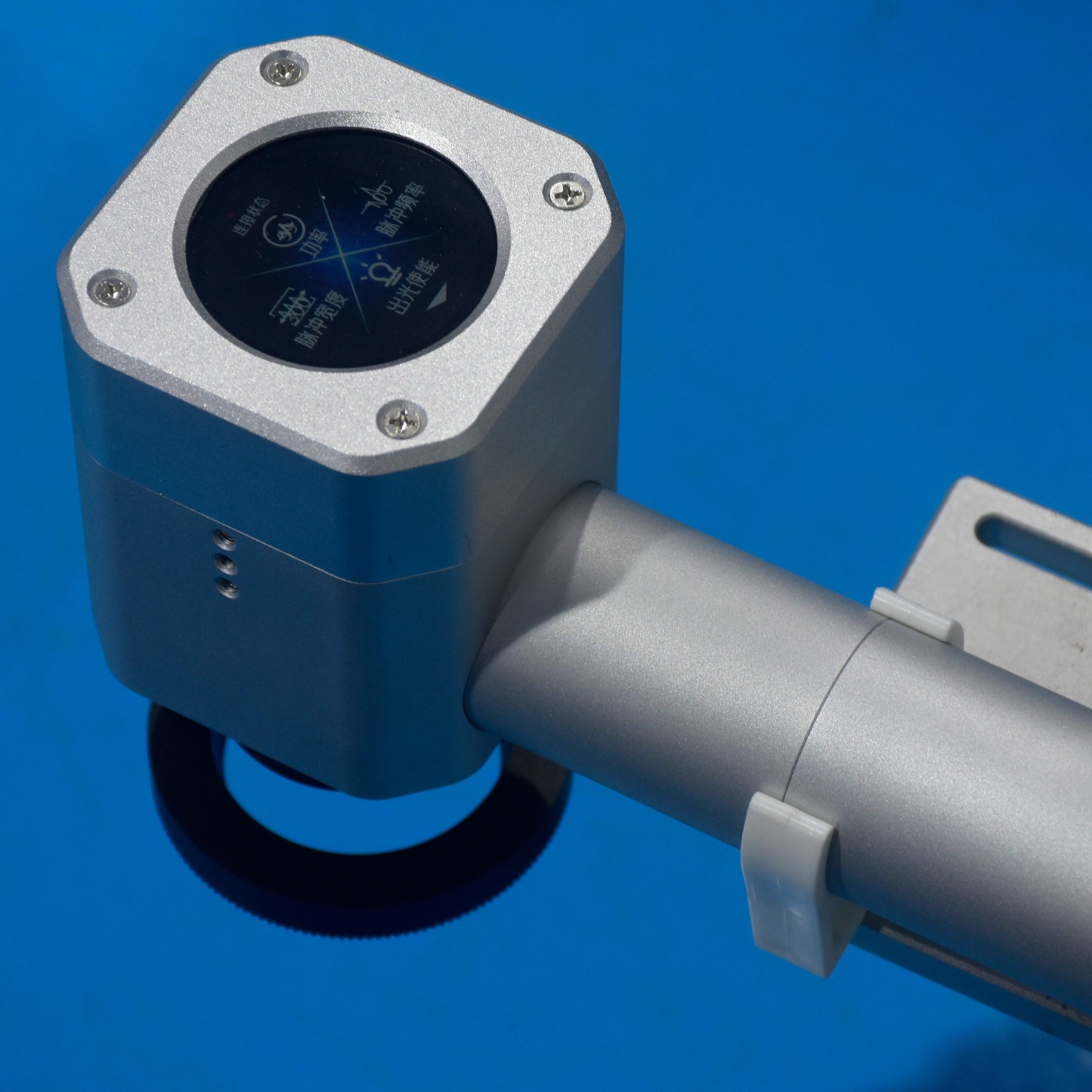 Handheld pulse laser cleaning gun