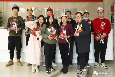 万佳集团总部2022年1月-2月员工生日会精彩回顾