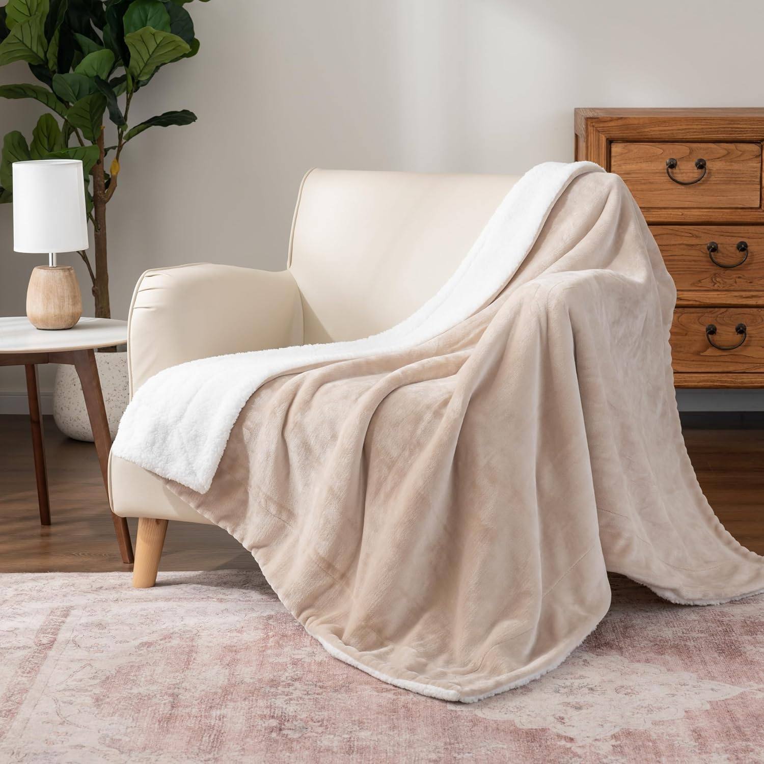 Milk flannel double-layer blanket