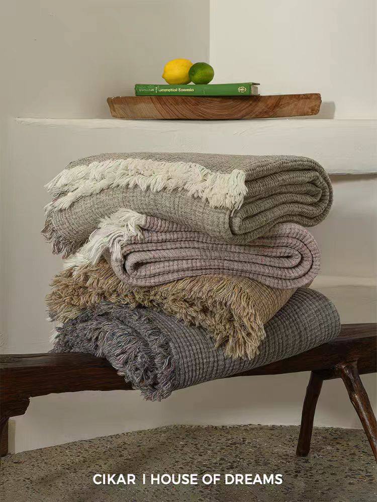 Color woven wrinkled fabric