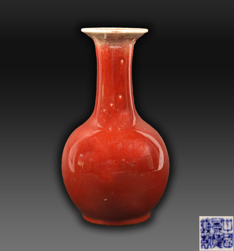 红釉赏瓶