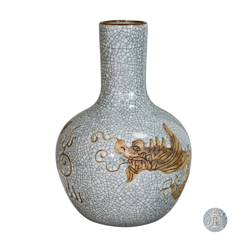 官窑金鳞蒜头瓶（天球瓶）