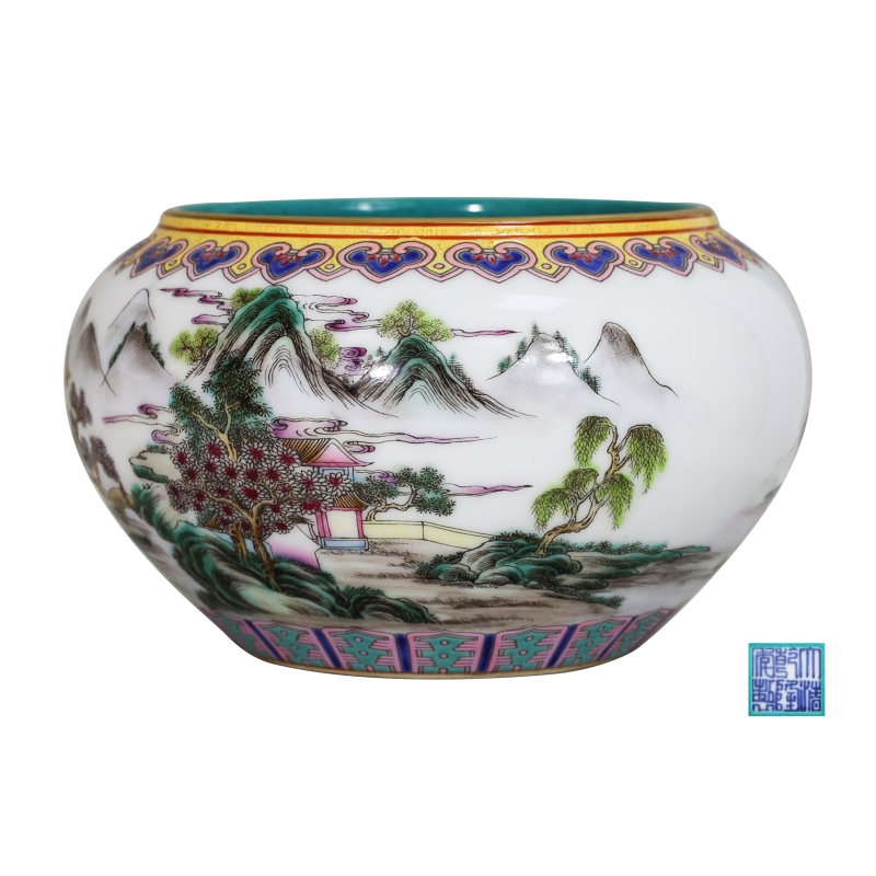 清乾隆粉彩山水笔洗