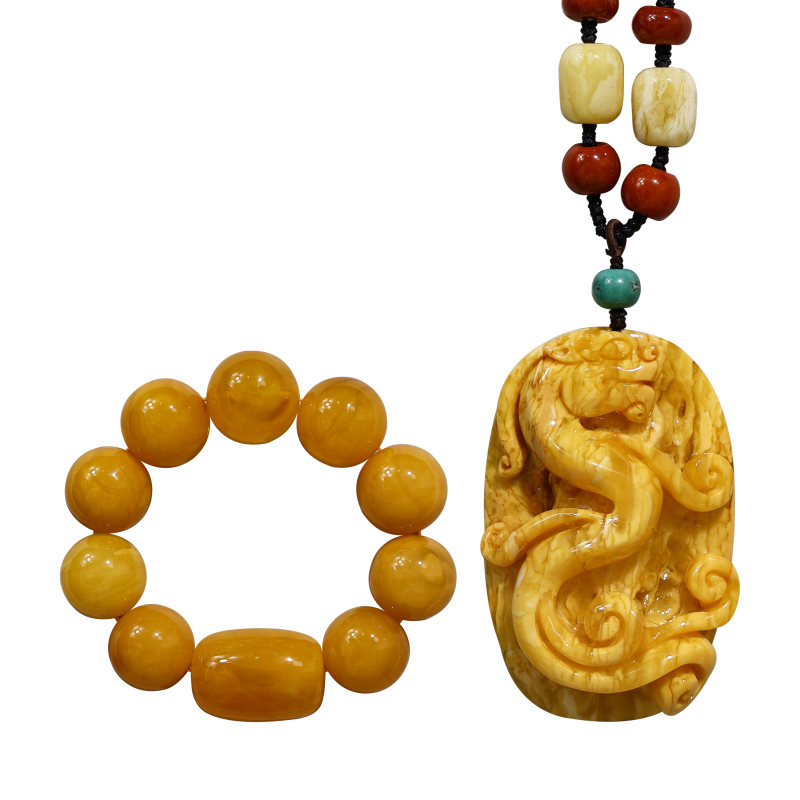 白花虎皮纹老窑蜡龙牌、鸡油红老蜜蜡手串