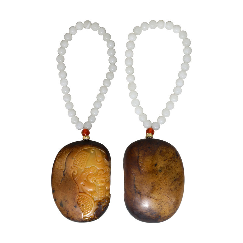 和田玉籽料龙凤呈祥