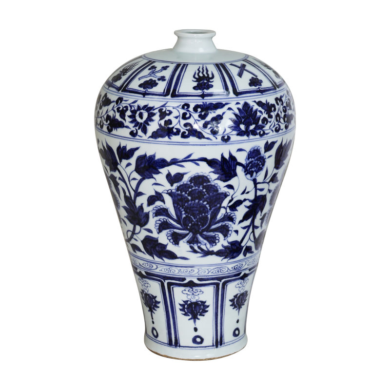 元青花牡丹缠枝莲纹梅瓶