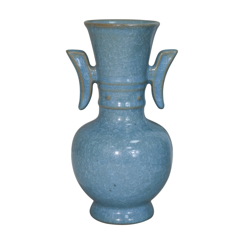 宋汝窑天青釉冰裂纹双耳瓶