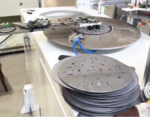 三工位上料机械手（离合器）