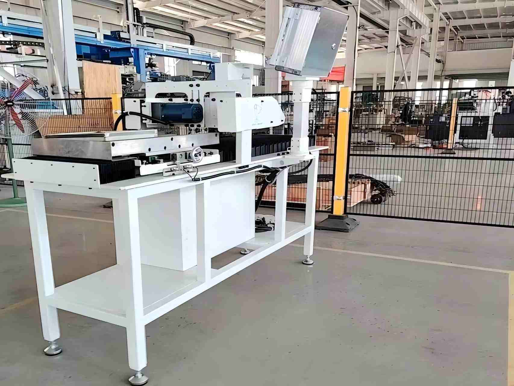 刹车片免烧蚀涂层机（往复式）