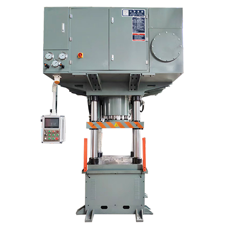 Top-mounted fuel tank hydraulic machine