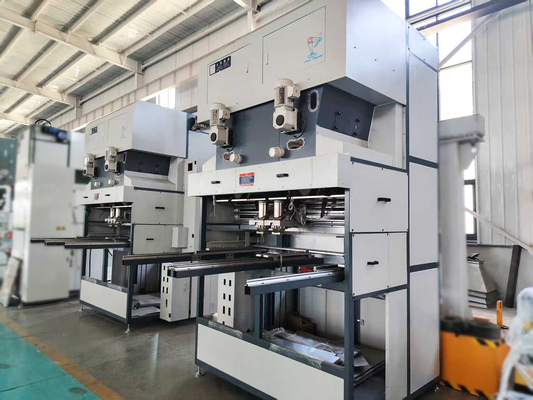 Point-type material weighing system