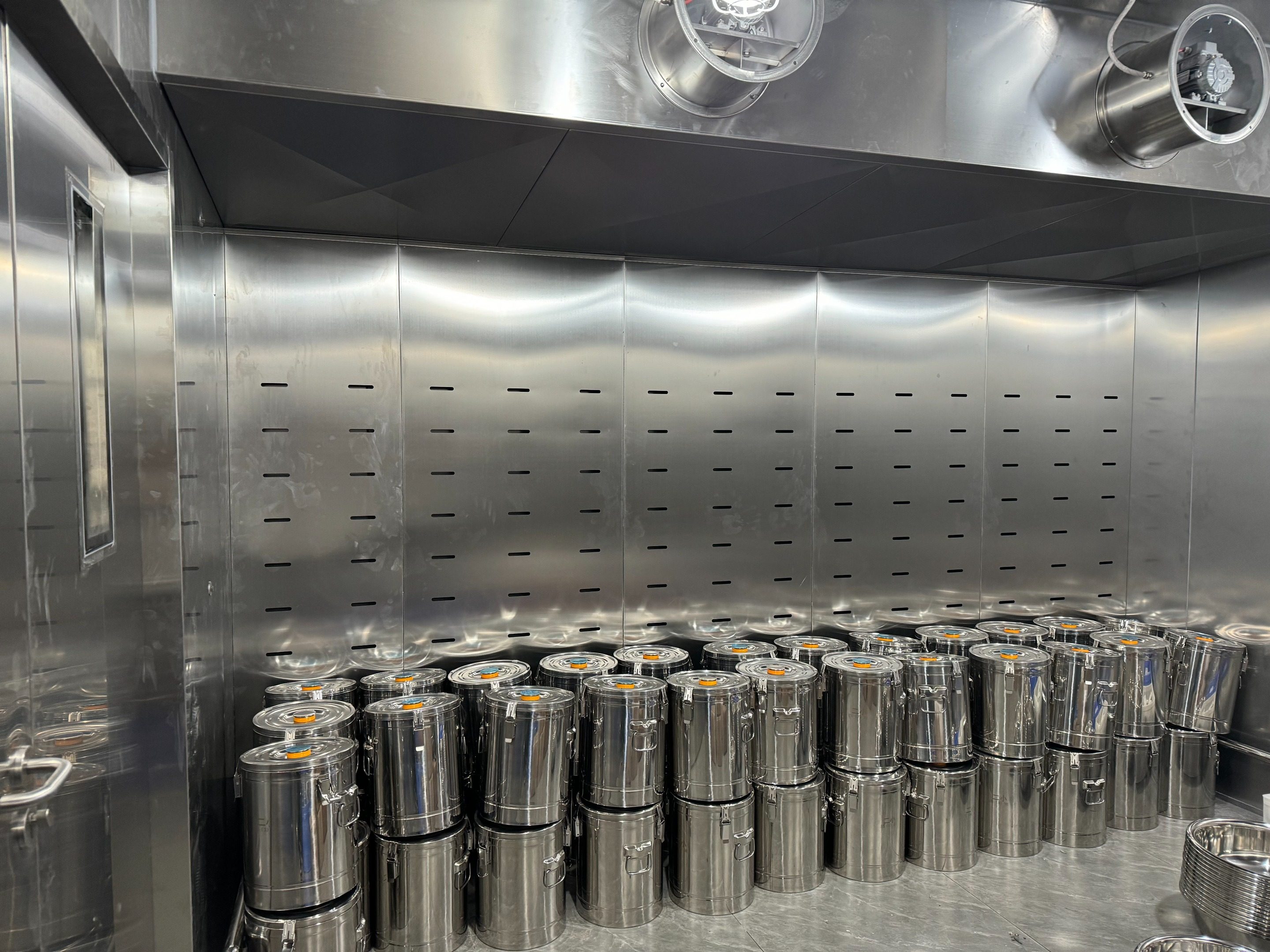 广东餐具消毒房厂家推荐：3家品牌对比与采购指南