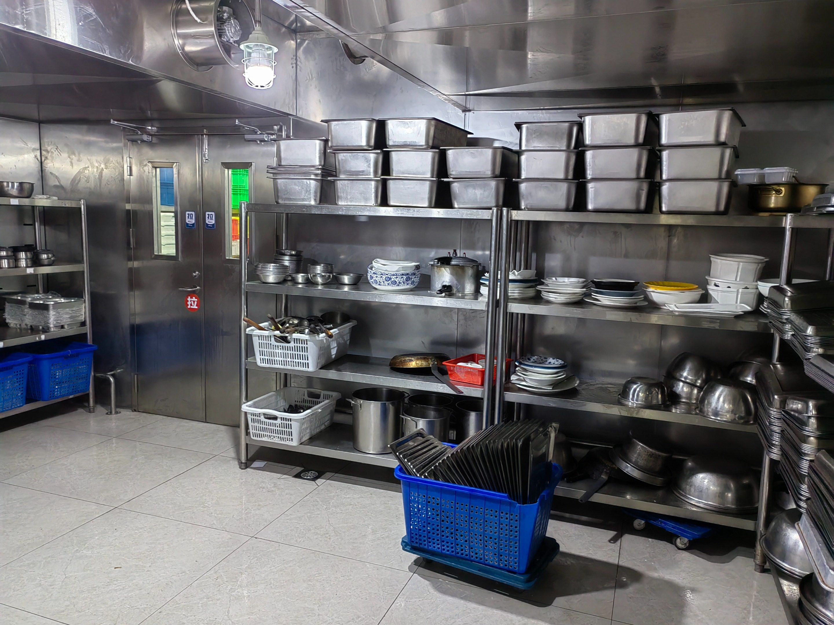 广东餐具消毒房厂家深度评测：如何为学校食堂选择高性价比方案？