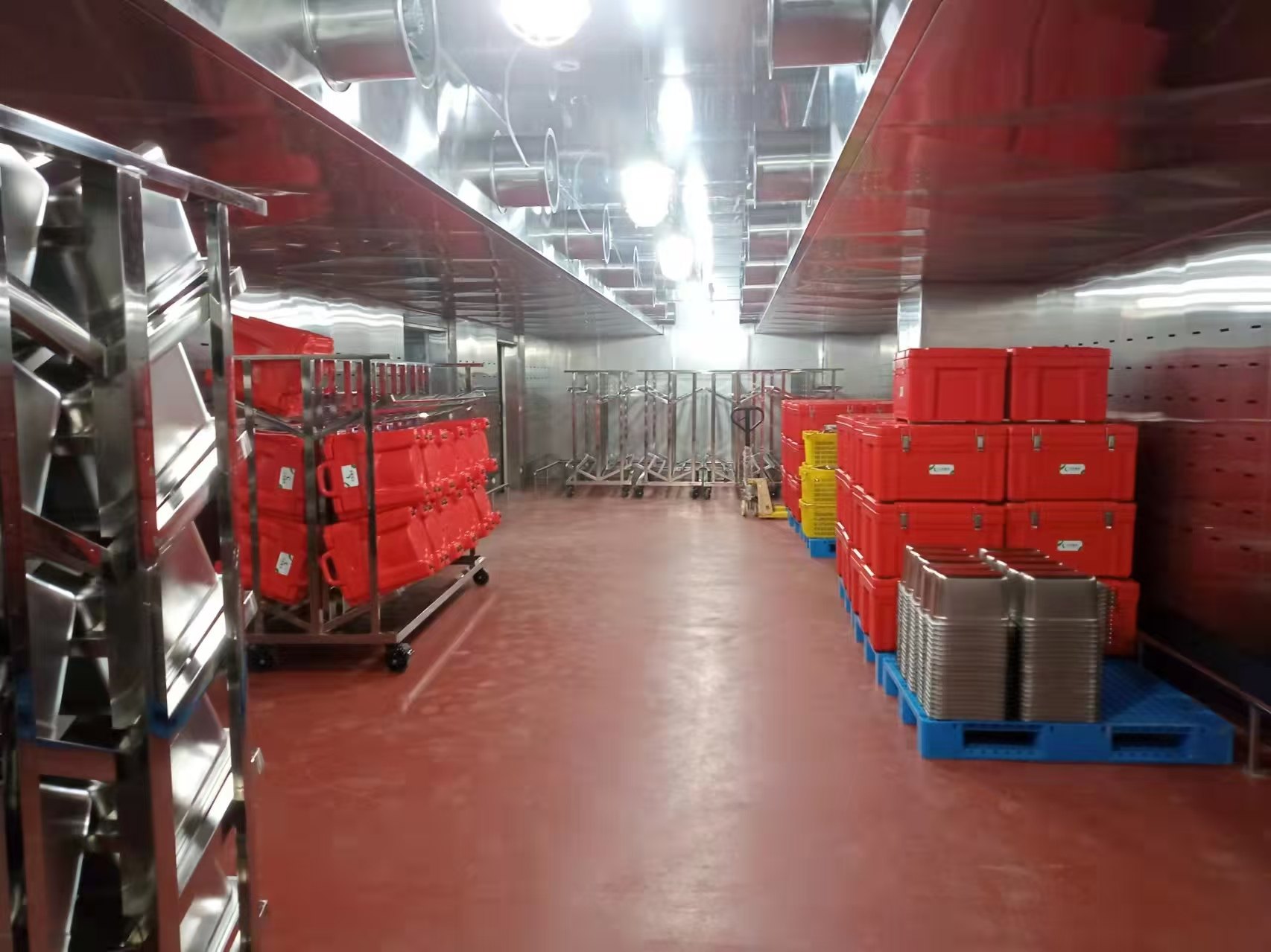 避坑指南：如何根据产能精准推荐餐具消毒房厂家