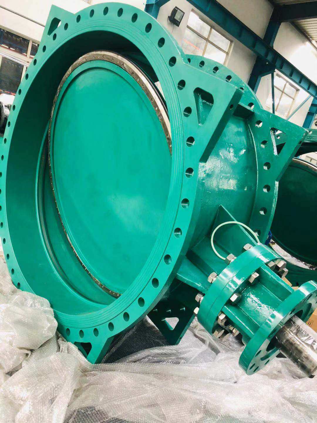 Ductile Iron BS EN558-1 13 Series pn16 Double Eccentric Soft Sealing DN2200 DN2400Flanged Butterfly Valve