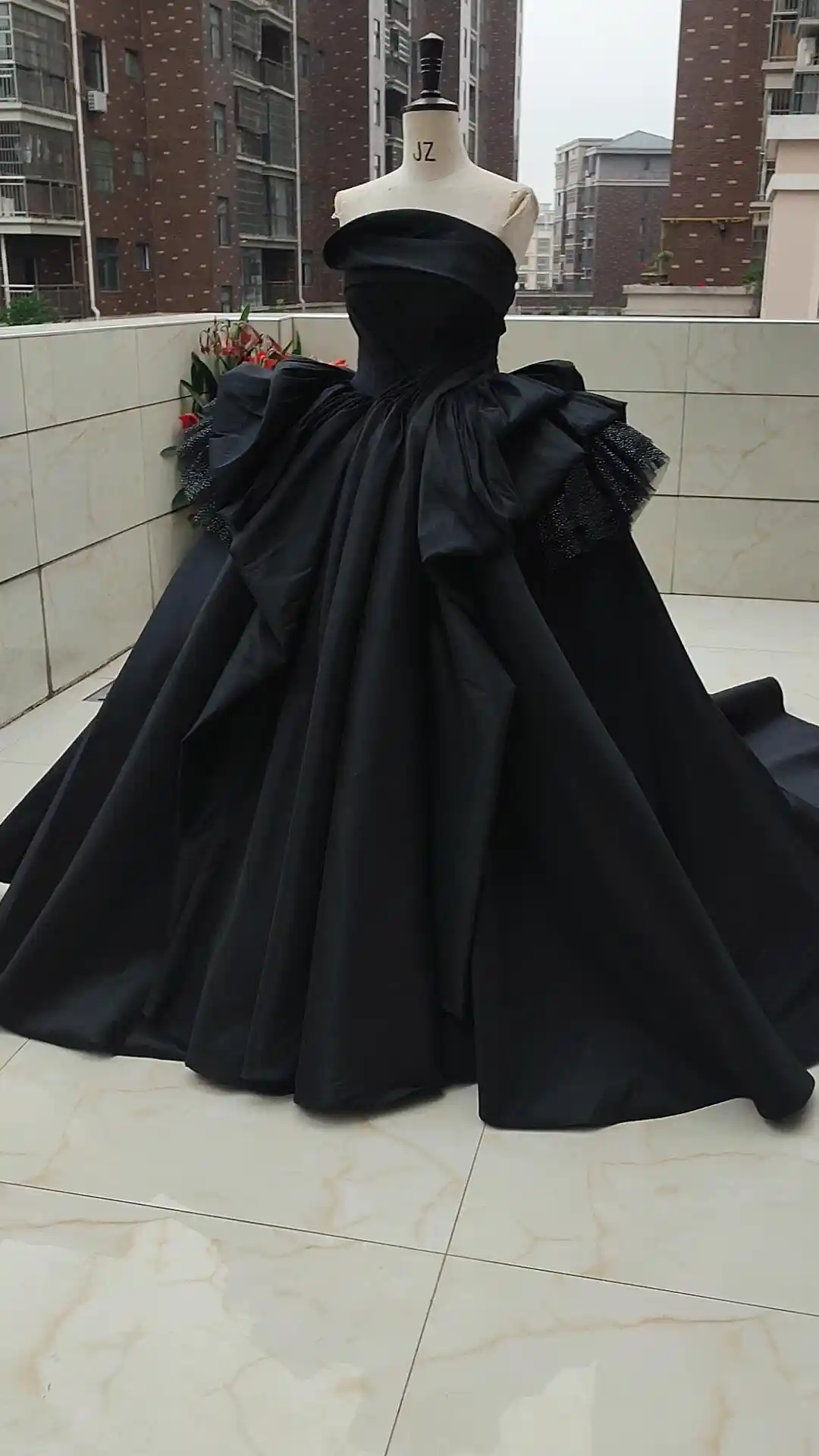 Blackdress