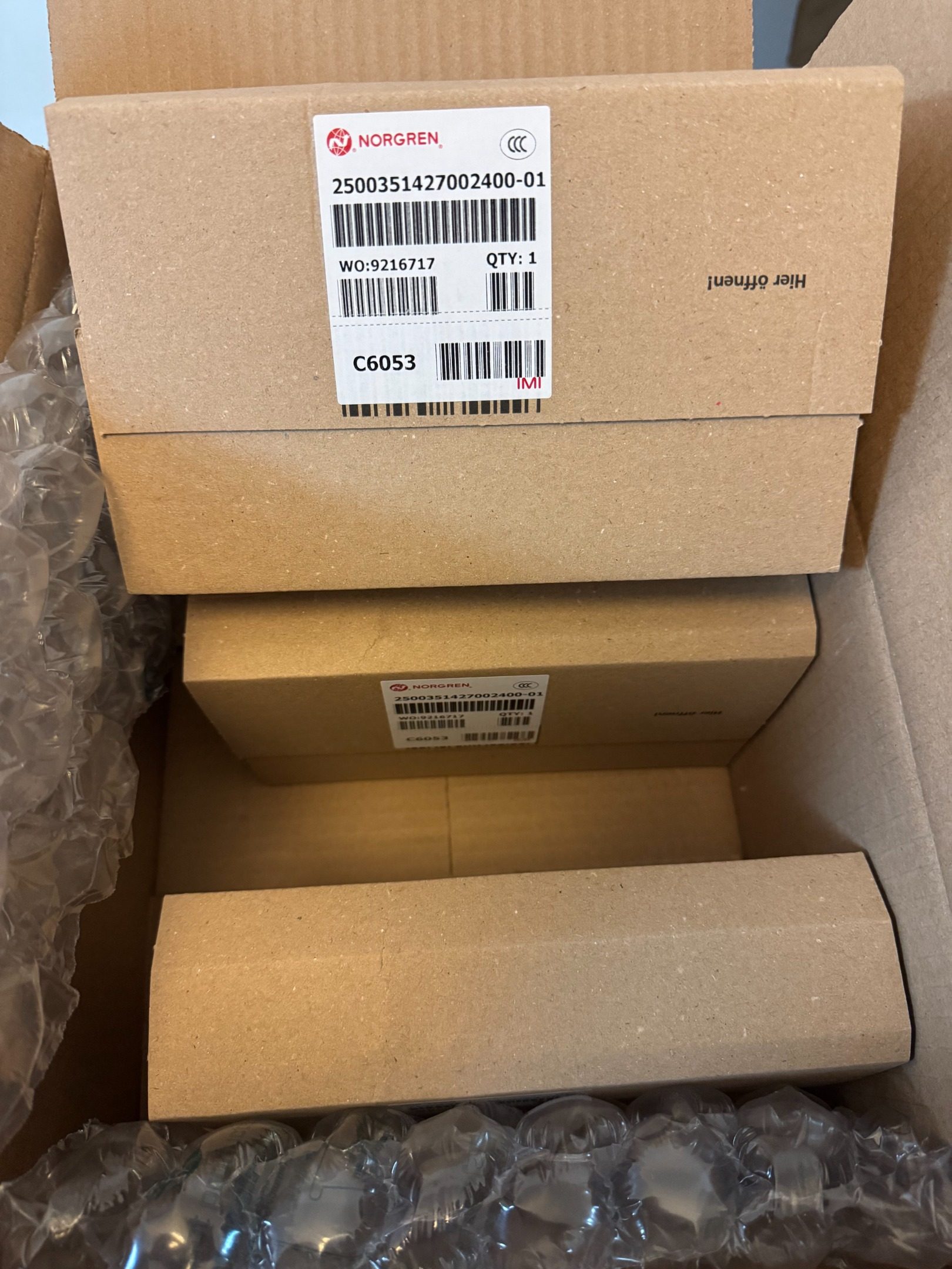 2500351427002400-01两位五通电磁阀。诺冠