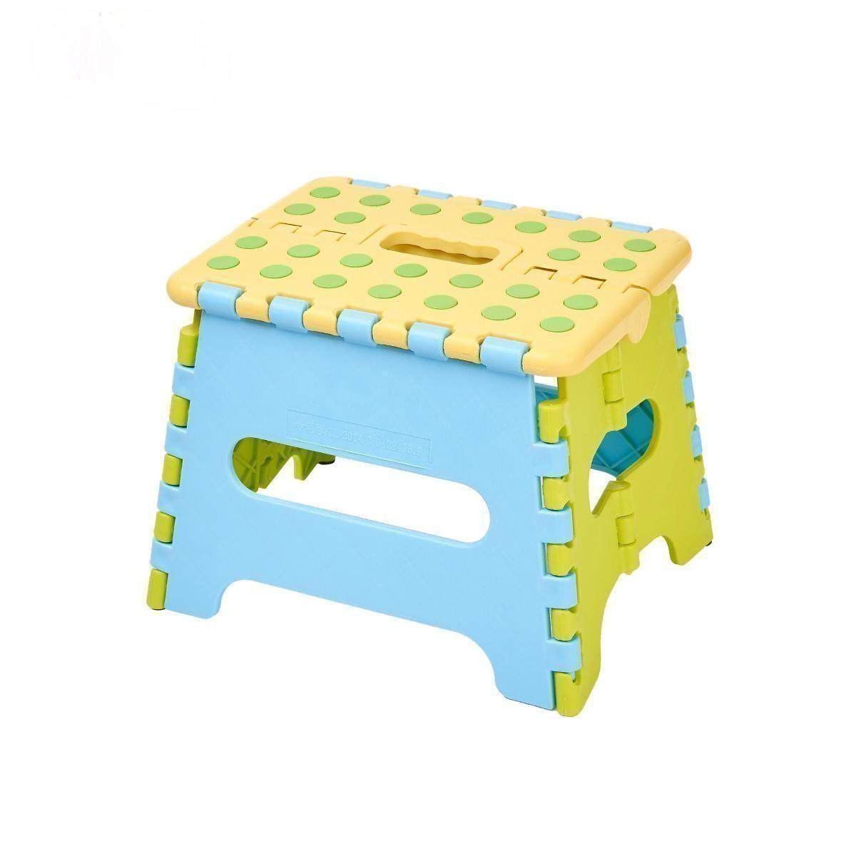 Wholesale Handy Folding Colored Stool Children's plastic chair Easy to carry anywhere