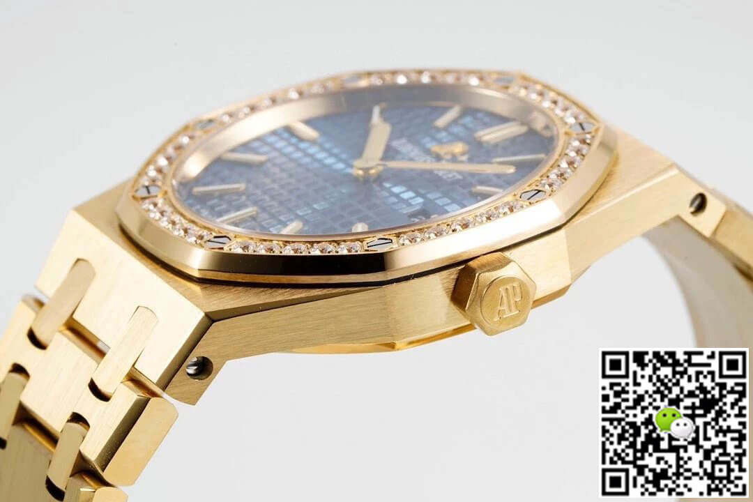 Replica Audemars Piguet Royal Oak Quartz 33MM 67651BA.ZZ.1261BA.02 11 Best Edition ZF Factory Blue Dial