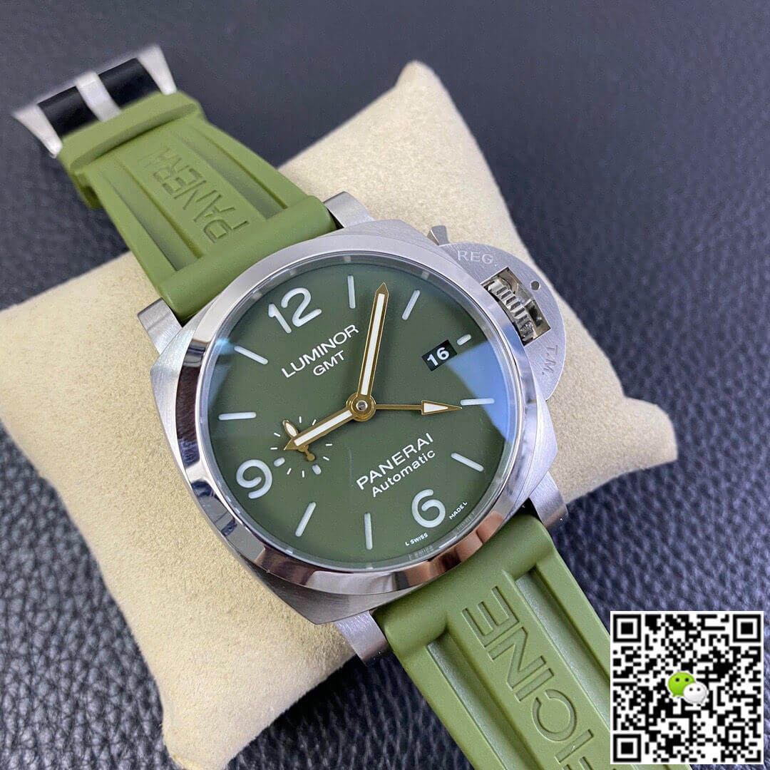 Replica Panerai Luminor PAM01056 11 Best Edition VS Factory Rubber Strap