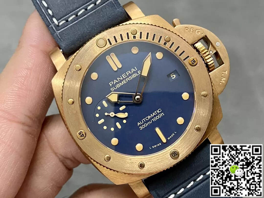 Replica Panerai Submersible PAM01074 11 Best Edition VS Factory Blue Dial