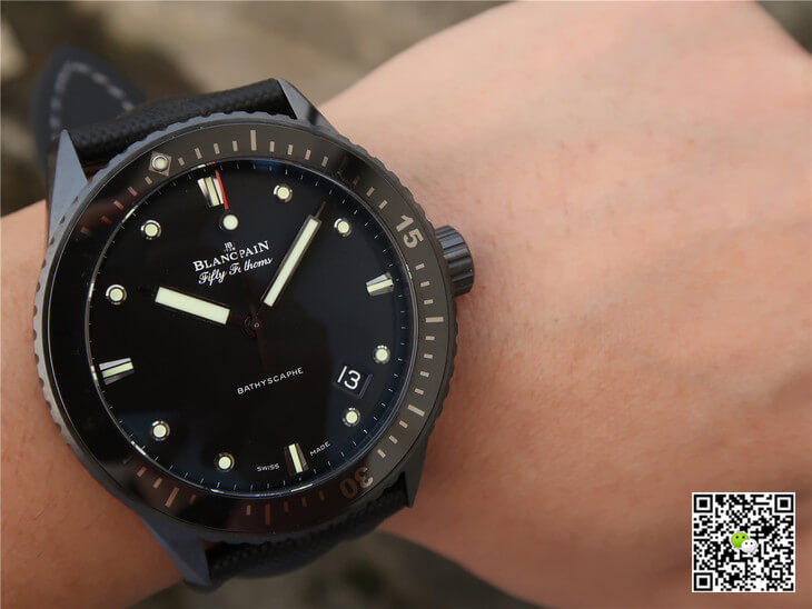 Replica Blancpain Fifty Fathoms Bathyscaphe 5000-0130-B52-B 11 Best Edition GF Factory Black Dial