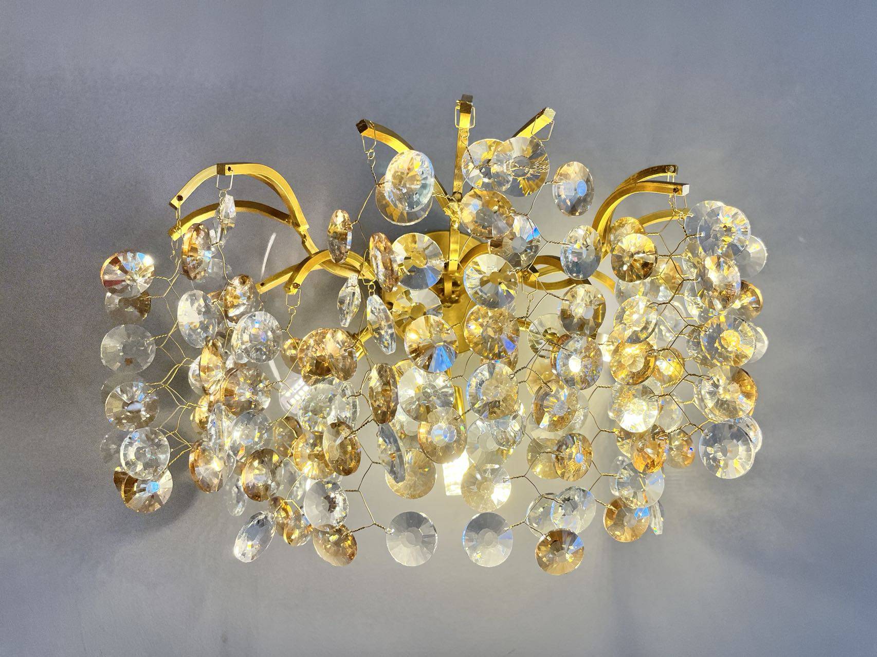 Chandeliers 30