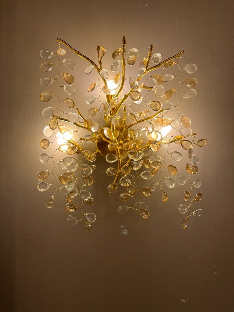 Chandeliers 36