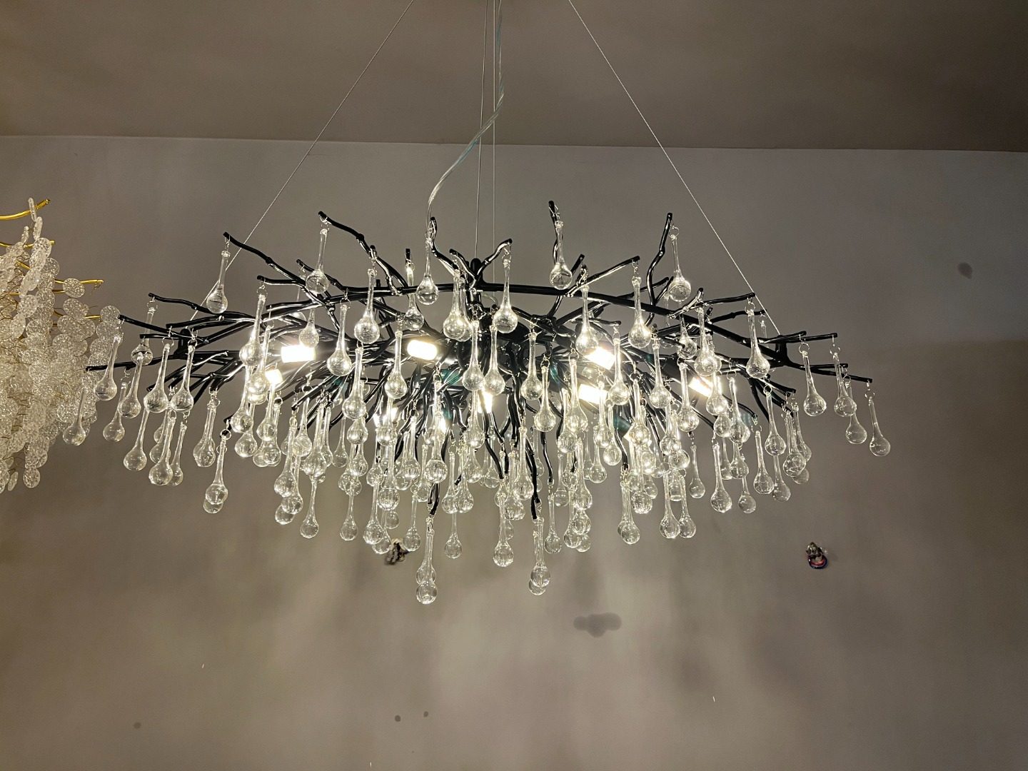 Chandeliers 46