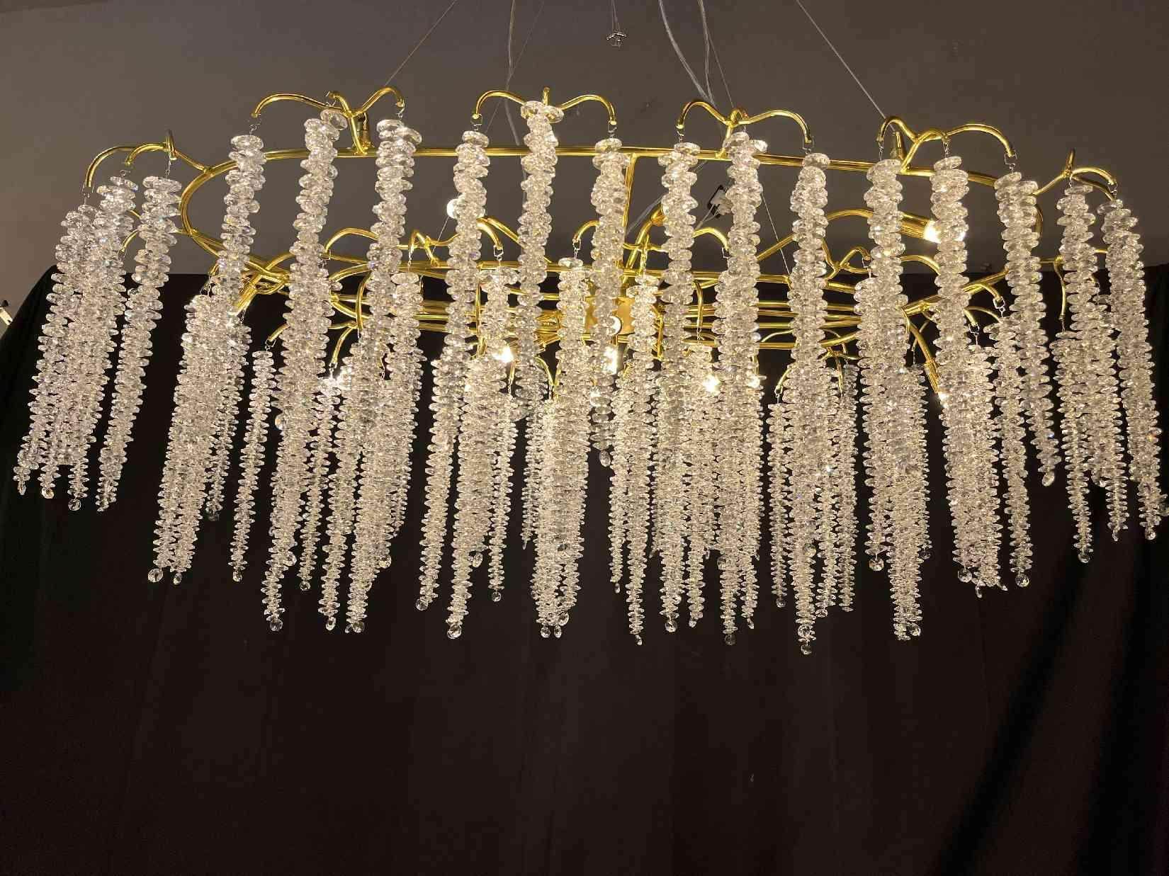 Chandeliers 65