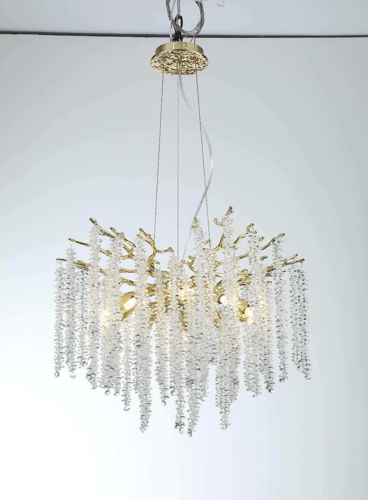 Chandeliers 67