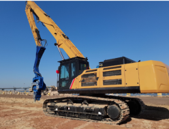 抗洪抢险---钢板植桩机