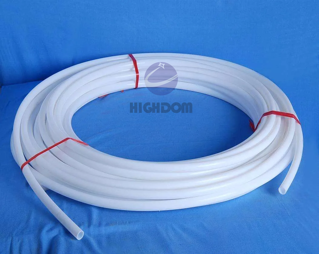 PTFEチューブの化学流体輸送パイプラインとしての応用