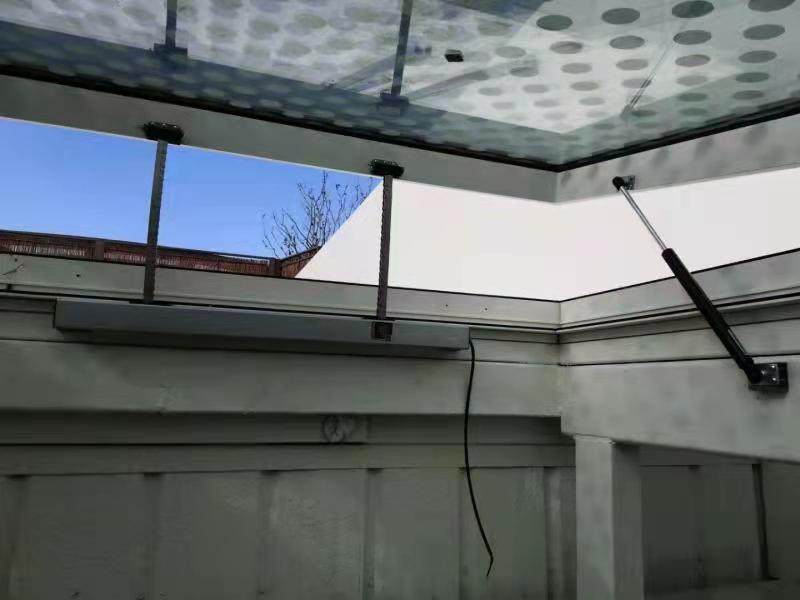 双链条式电动开窗器