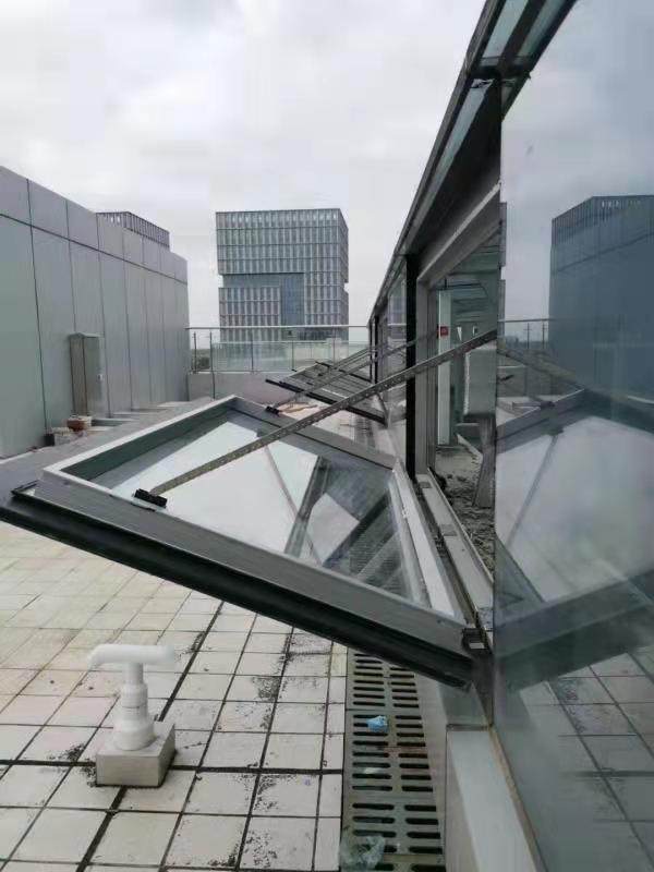 单链条式电动开窗器