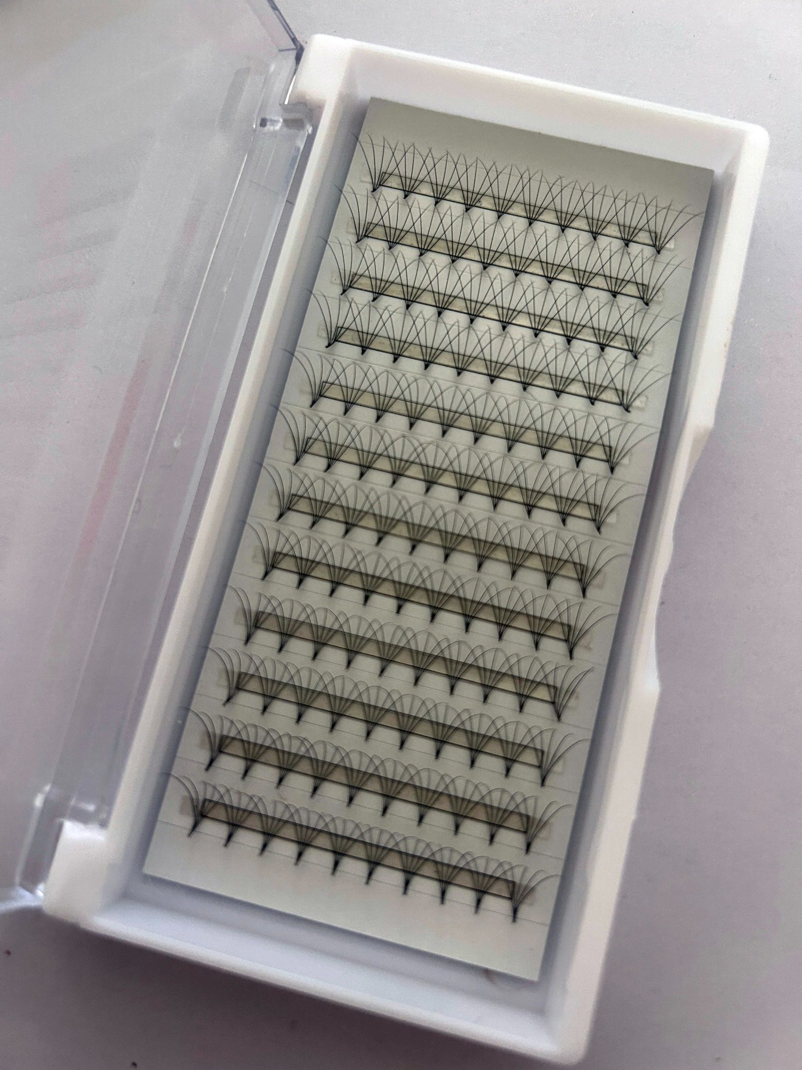 5D Pointy base premade fans