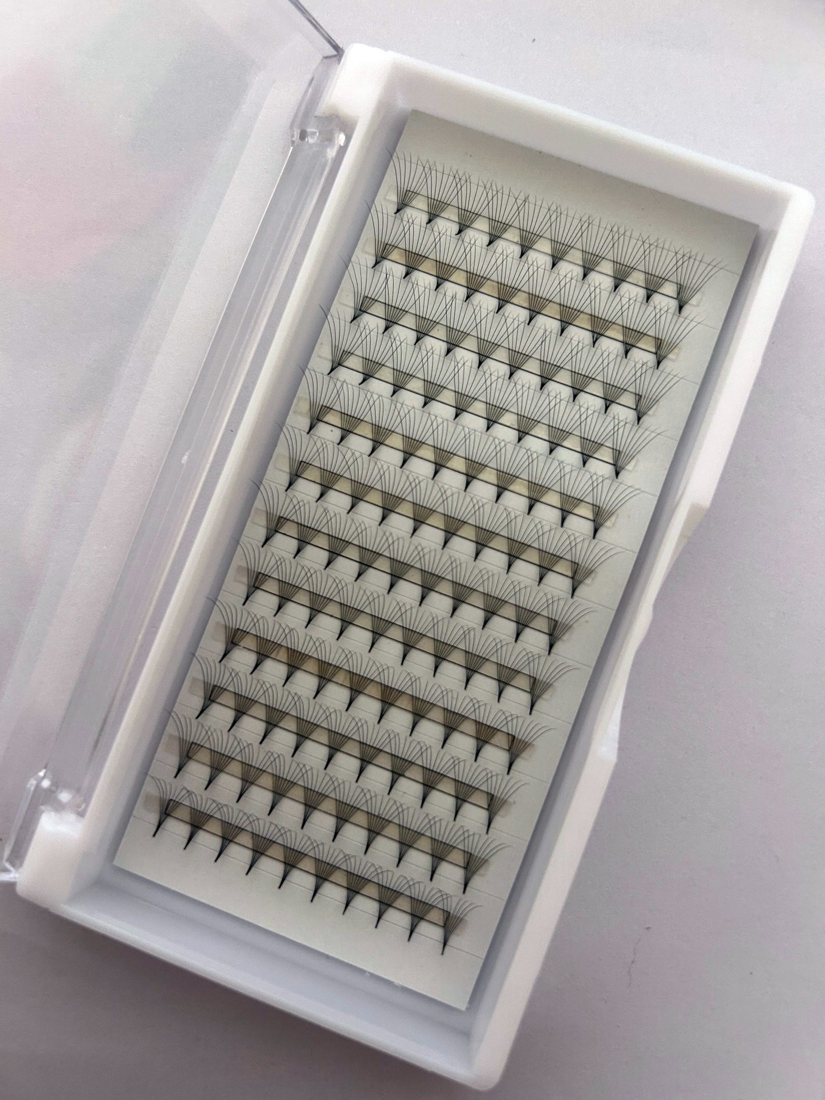 8D pointy base premade fans