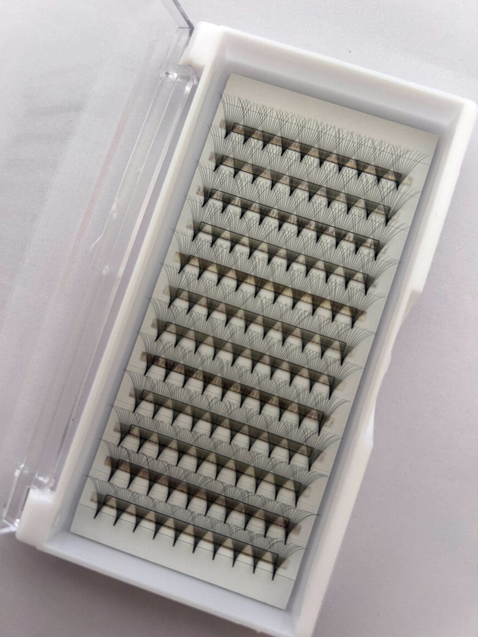 12D pointy base premade fans