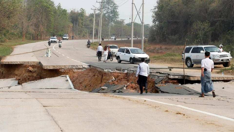 缅甸发生7.7级地震,造成数百人死亡后宣布进入紧急状态