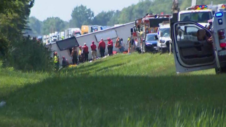 New York bus accident leaves five dead