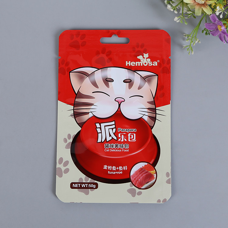 Pet food packaging