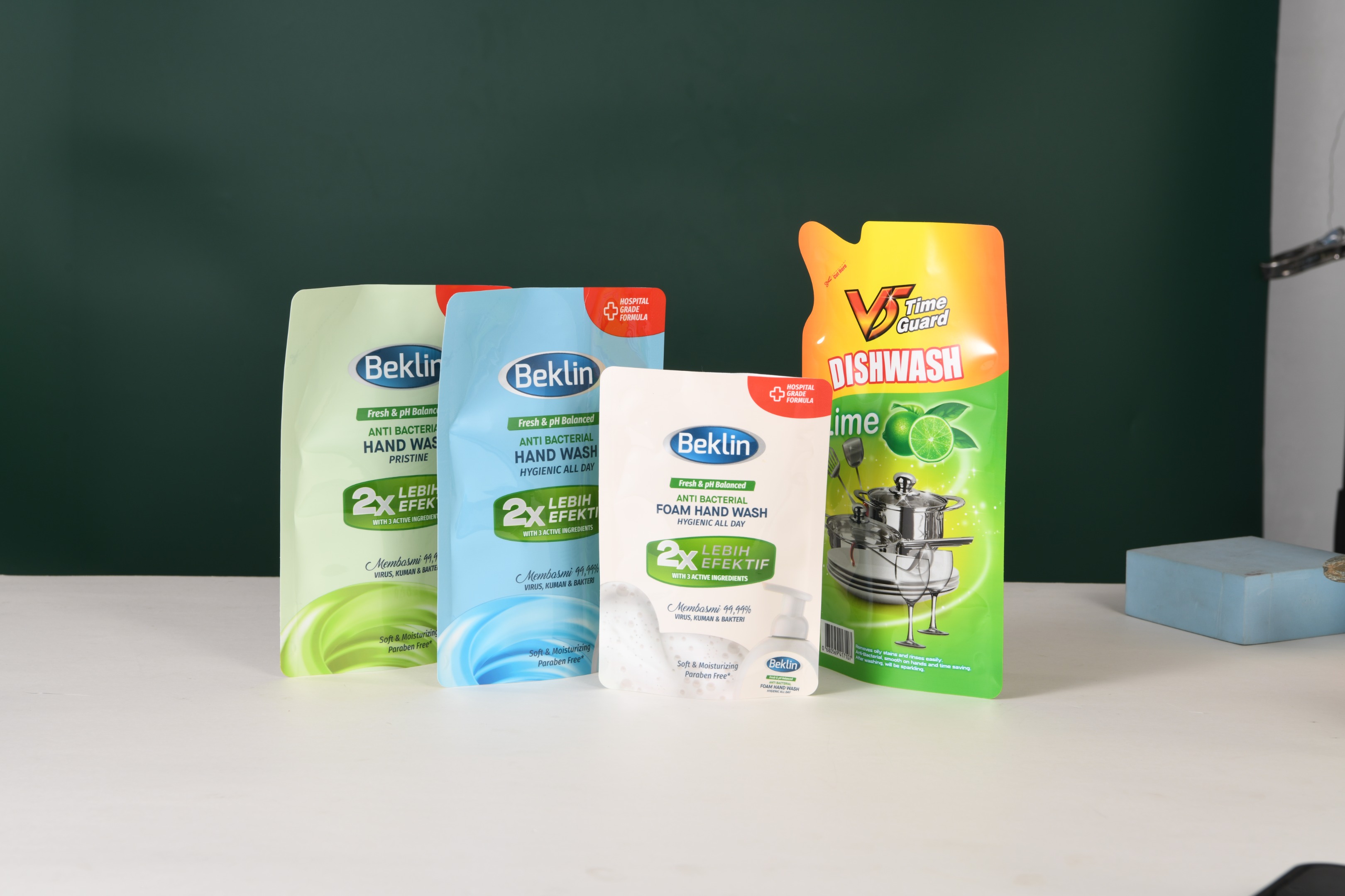 Laundry liquid packaging