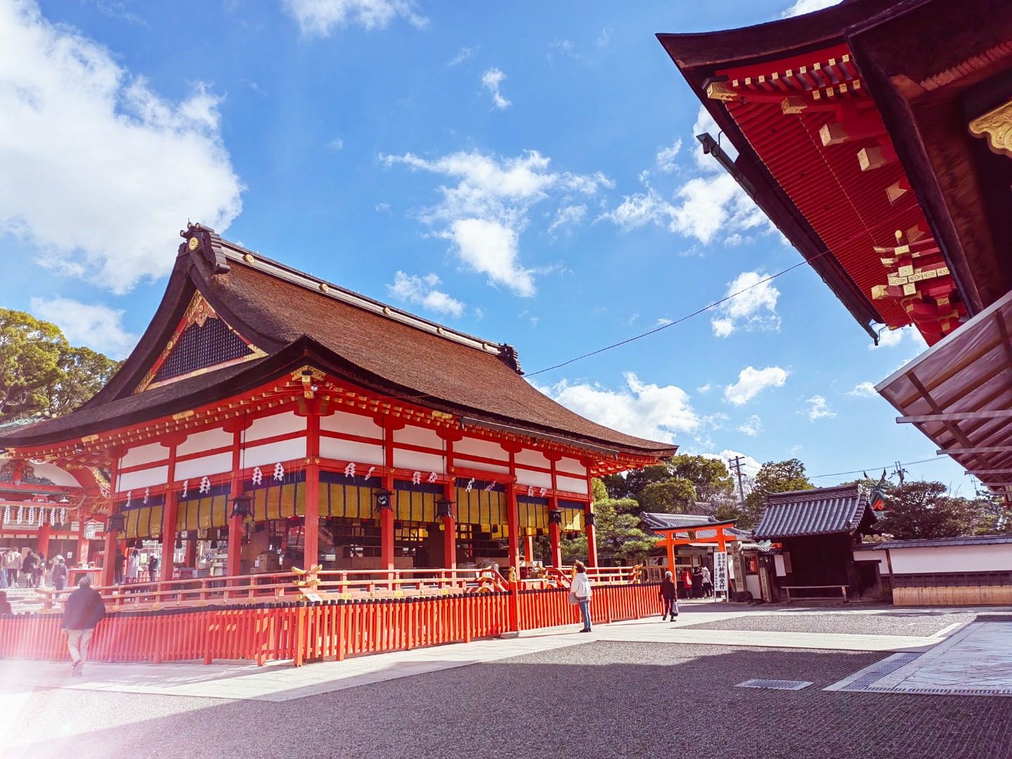 Impressive Bird House - Fushimi Inawa Daisha