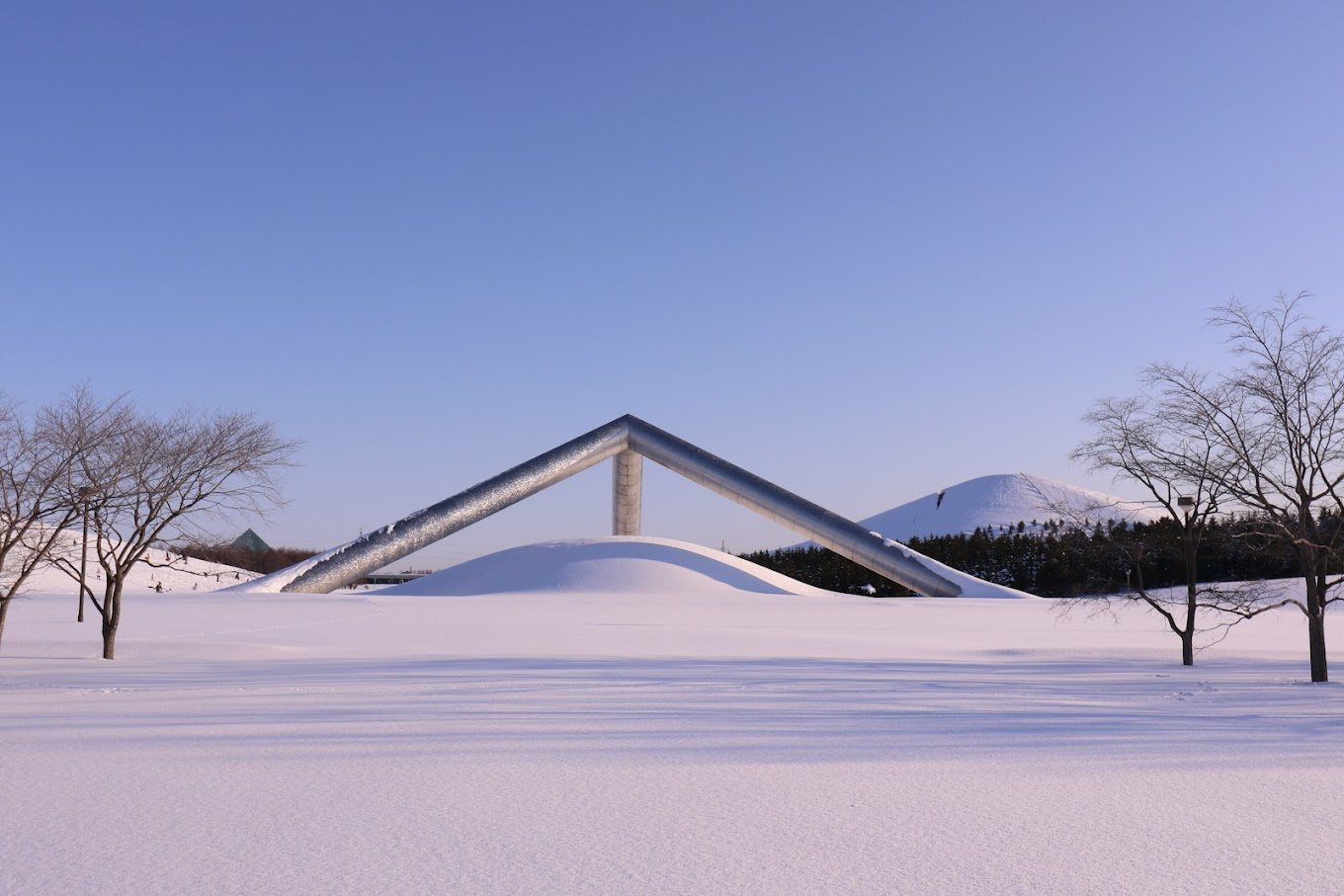 札幌（北海道）冬季的奇幻乐园与夏季的避暑胜地