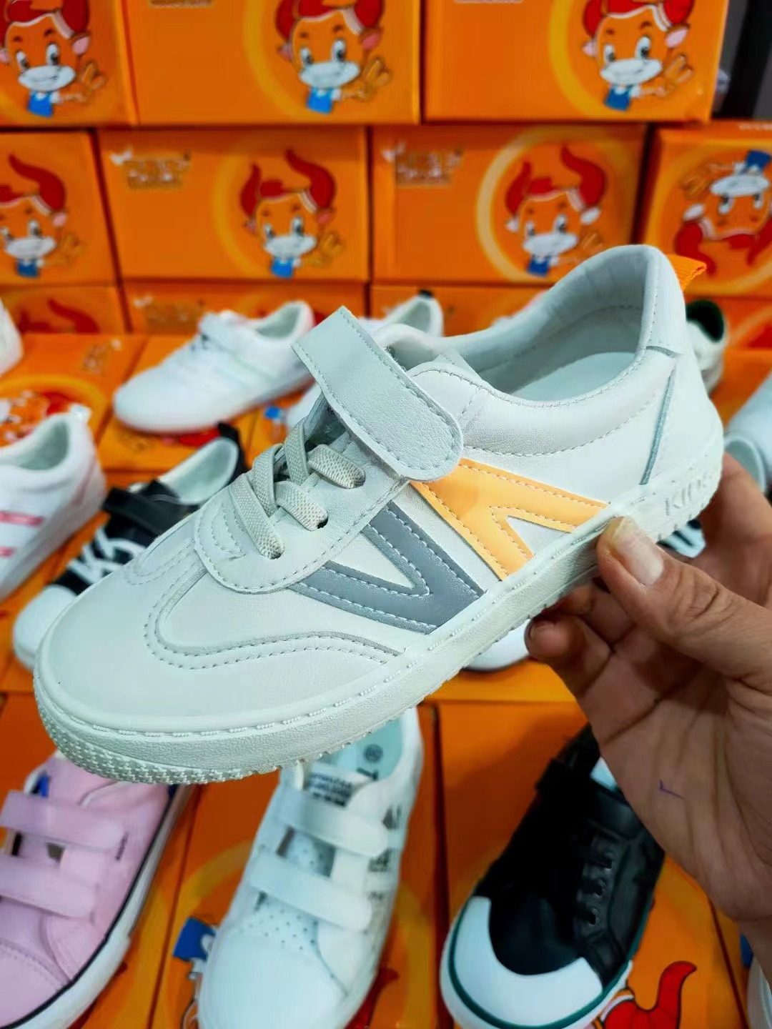 鞋子