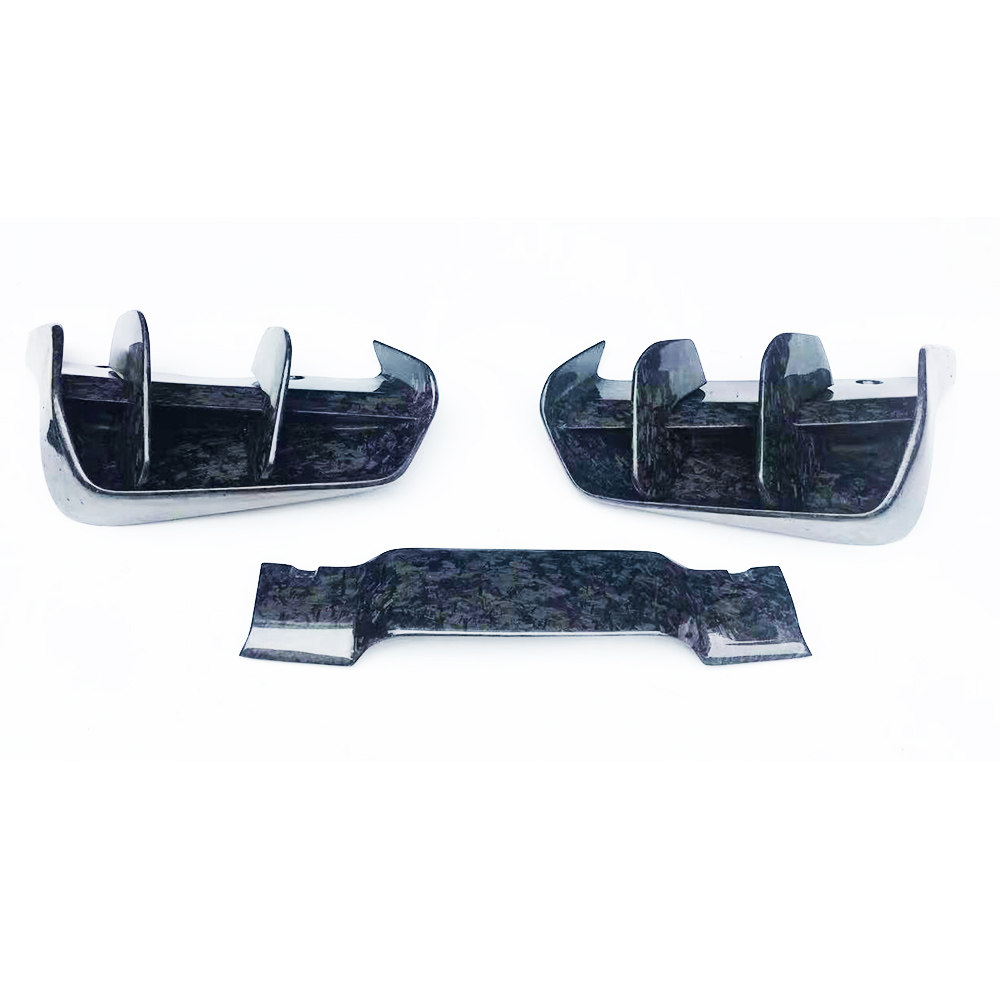 I8 Forged Carbon Diffuser