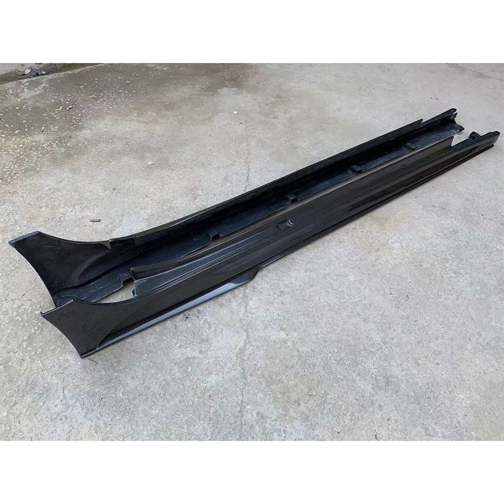 Ghibli carbon side skirt