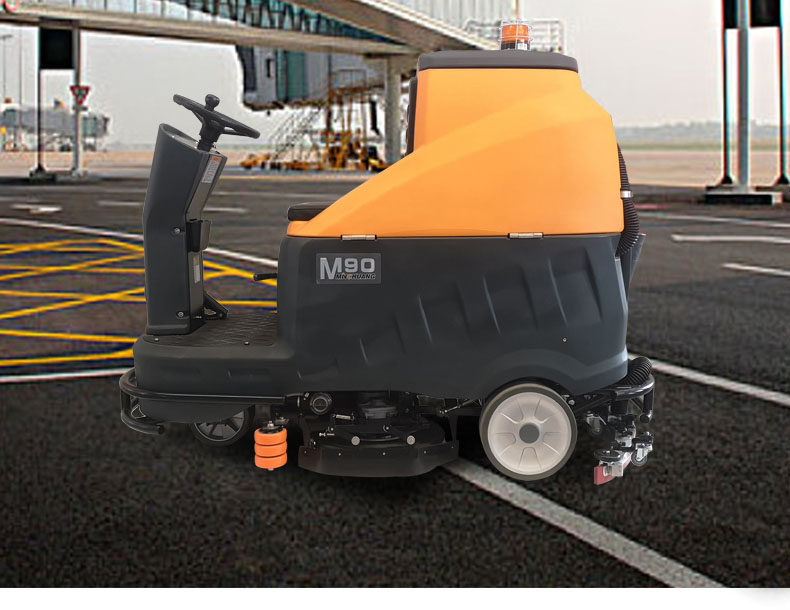 M90駕駛式洗地機(jī)M90 driving floor washer