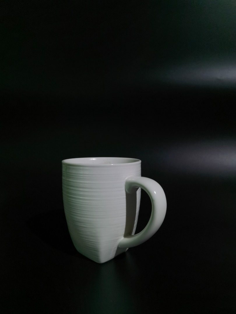 圆口方底马克杯（白/黑）Square-bottom Round-top Mug