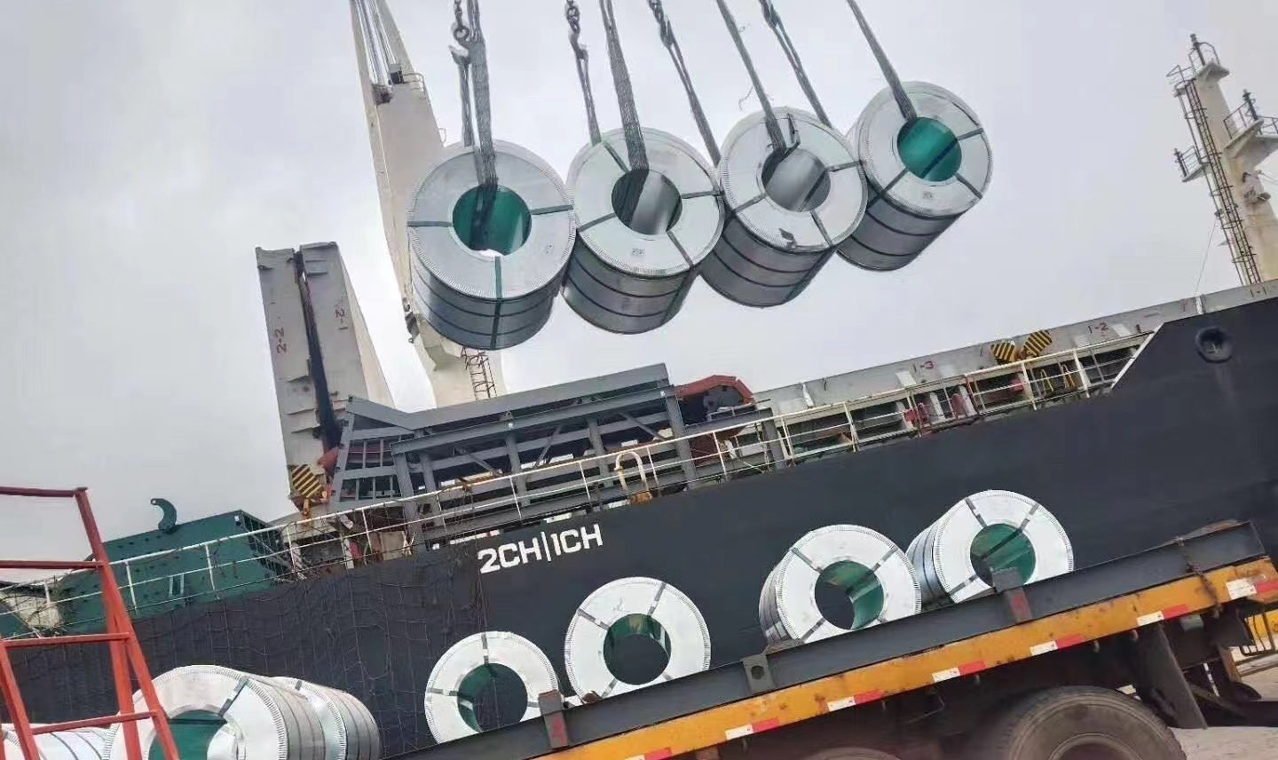 Loading status of bulk carriers